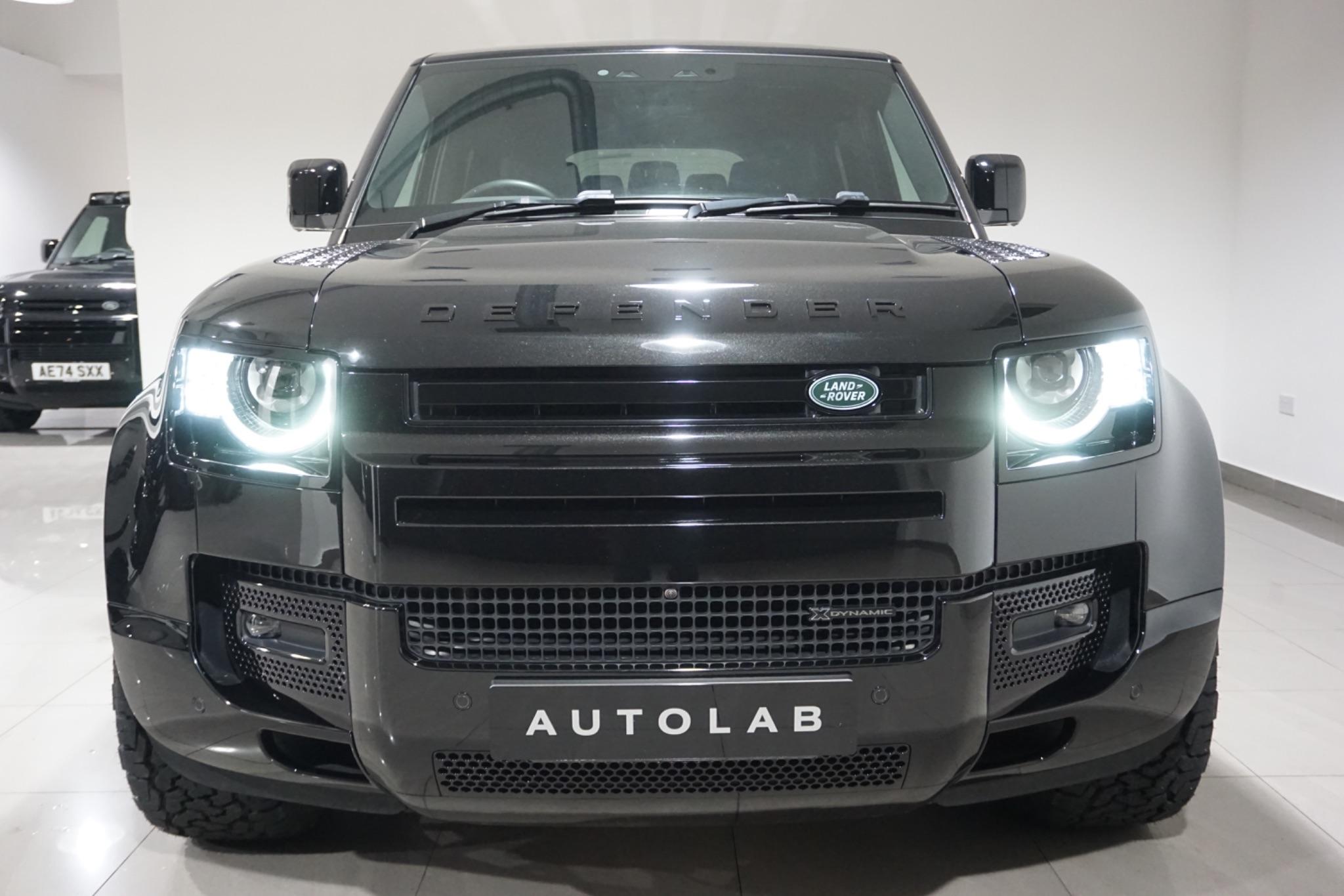 Land Rover Defender 110 3.0 D300 MHEV X-Dynamic HSE Auto 4WD Euro 6 (s/s) 5dr